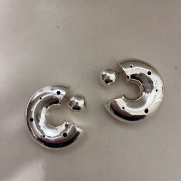 Paula Mendoza Boldest Hoops in Silver - Picture 2 of 4